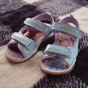 Disney open toe Velcro Frozen light up sandals size 10